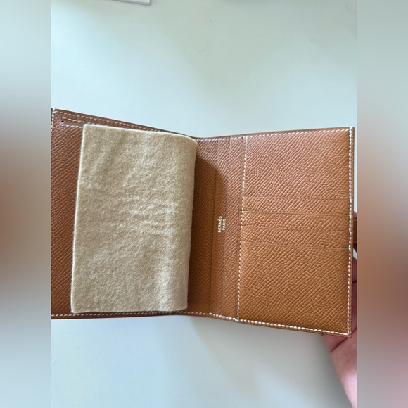 💞Authentic💞Hermes Bearn compact wallet - Picture 5 of 9